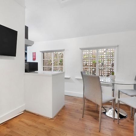 2 Bed Piccadilly Apartment 1 Londres Exterior foto